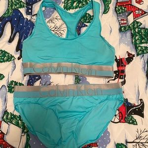 Calvin Klein Bralette Set